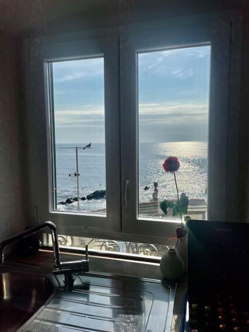 Apartmán Moonlight In Boccadasse Janov Exteriér fotografie